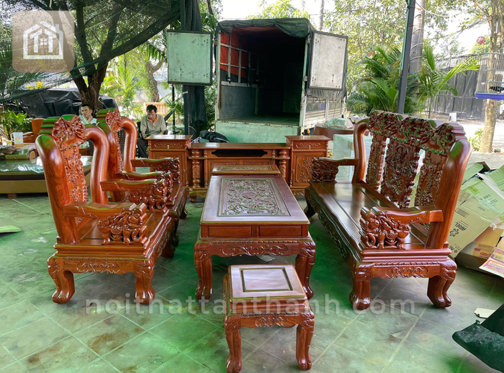 Salon Minh Quốc Voi Gỗ Hương Đá