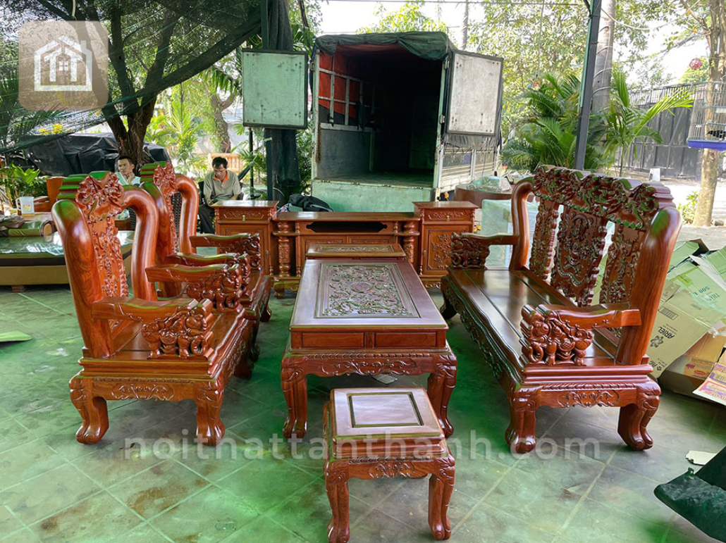 Salon Minh Quốc Voi Gỗ Hương Đá